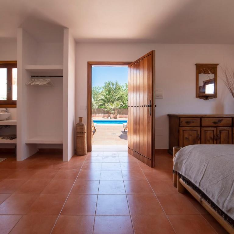 Private Villa near Ibiza town (10min) - Villa - 3