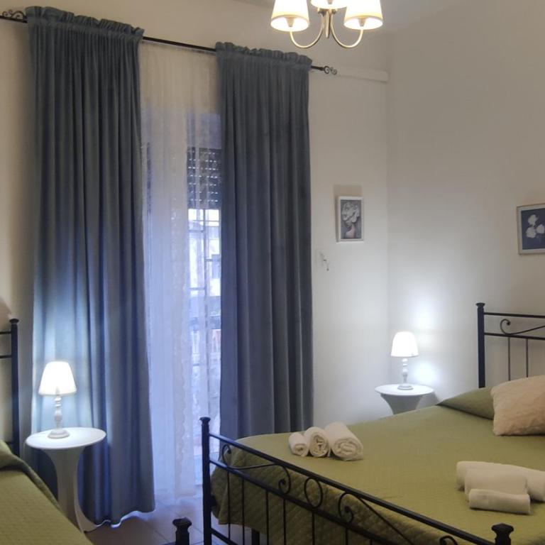 Anthea BB Napoli - Camera Doppia con Letti Singoli con Balcone - 1