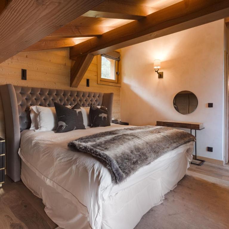 Luxury Megève Chalet, sleeps 8 with Mountain Views and Jacuzzi - Chalet - 7