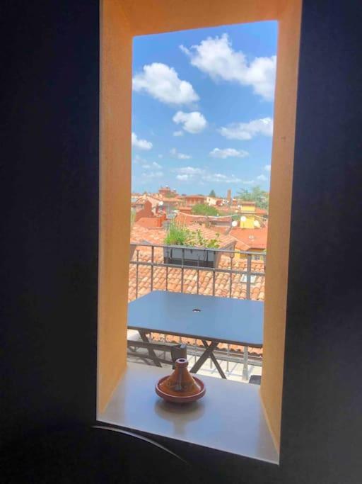Romantic attic room with panoramic view - One-Bedroom Apartment - 24