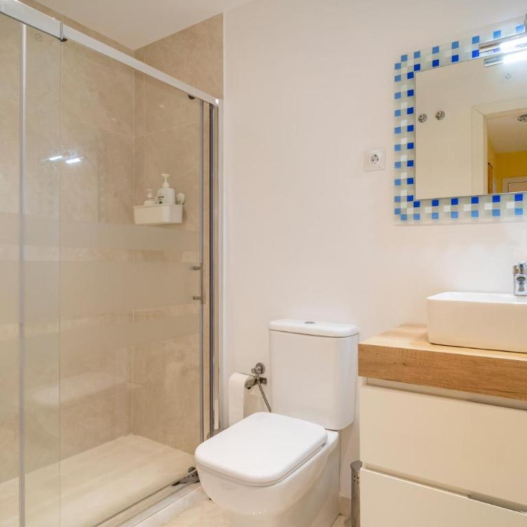 2 Bedroom Gorgeous Apartment In Málaga - Apartamento de 2 dormitorios - 10