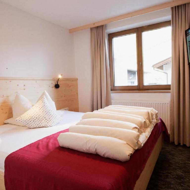 Falkner Appartement Resort - Standard Apartment mit 1 Schlafzimmer und einem Balkon (2 Erwachsene) - 3