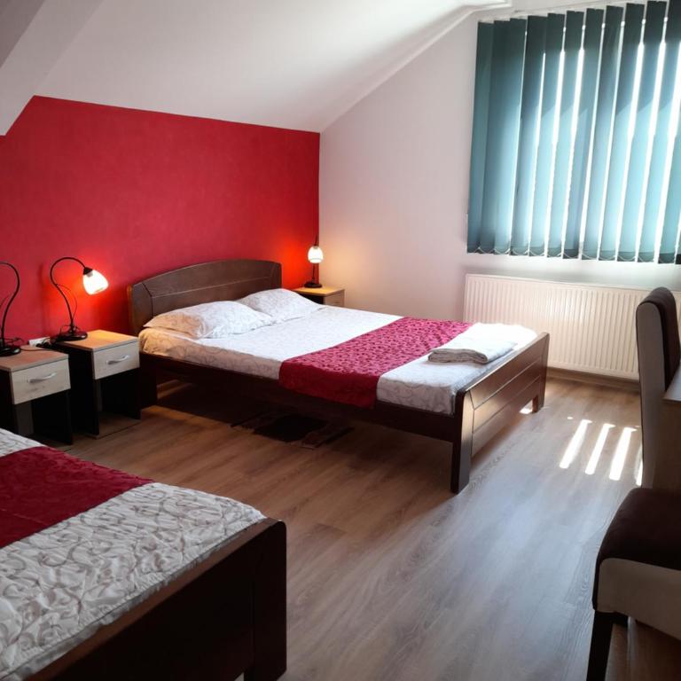 Sobe i apartmani Kety - Triple Room - 4