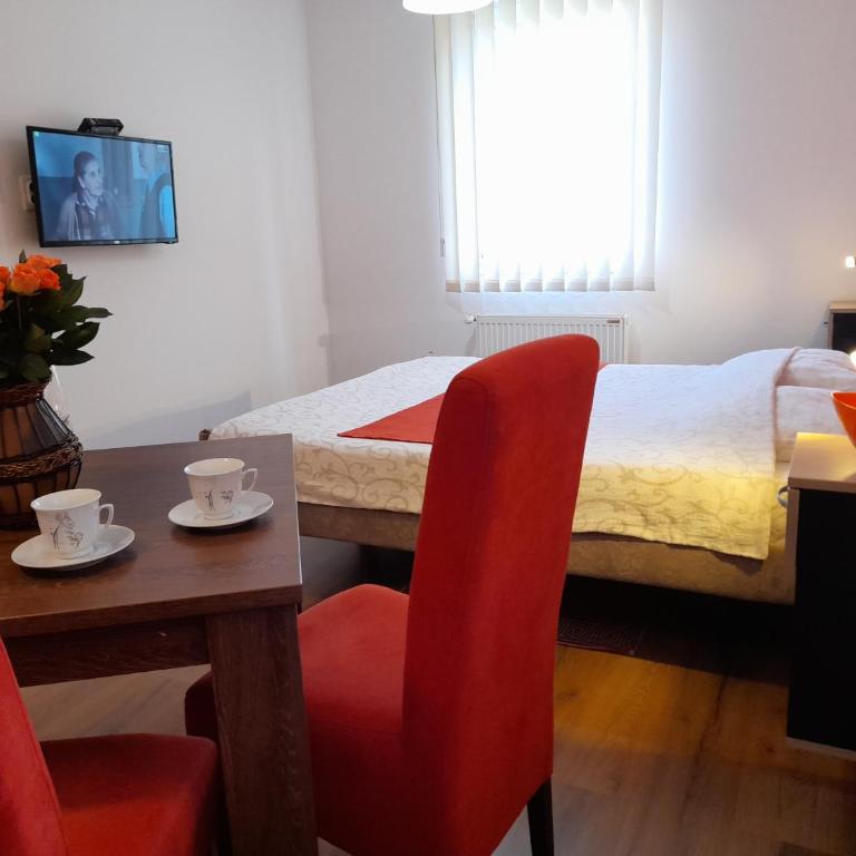 Sobe i apartmani Kety - Studio Apartment - 2