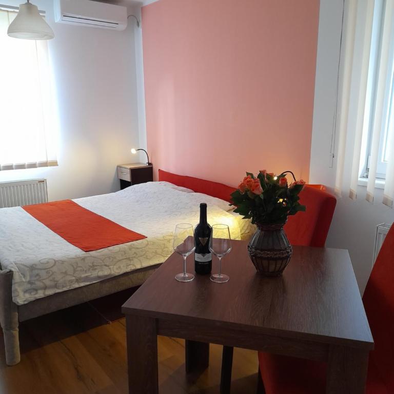 Sobe i apartmani Kety - Studio Apartment - 4