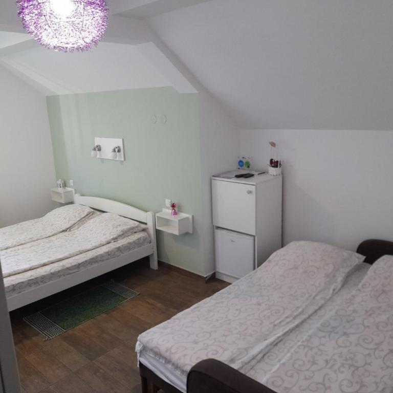 Sobe i apartmani Kety - Quadruple Room - 3