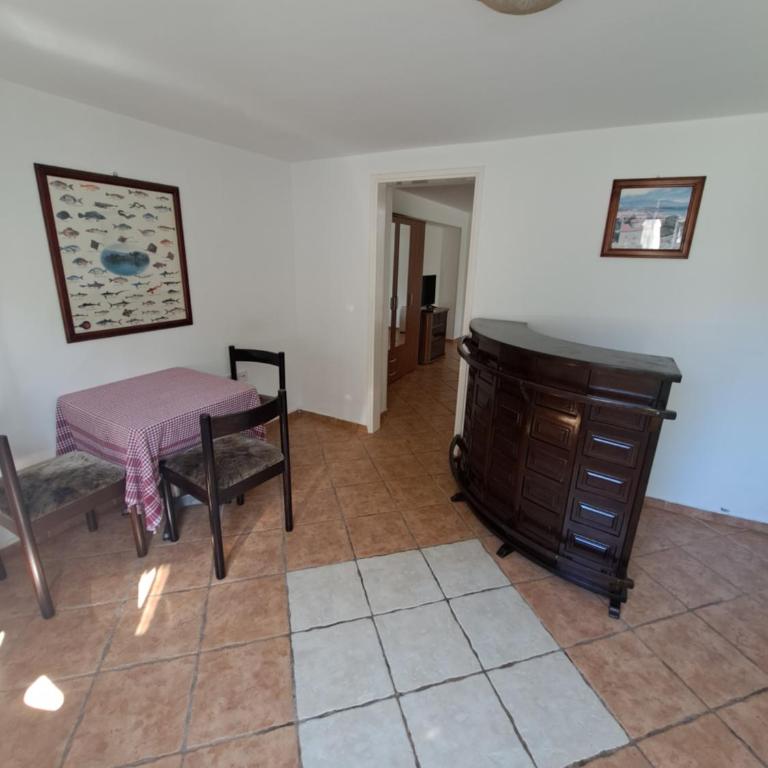 Apartments Pejanović - One-Bedroom Apartment with Patio and Sea View - 9