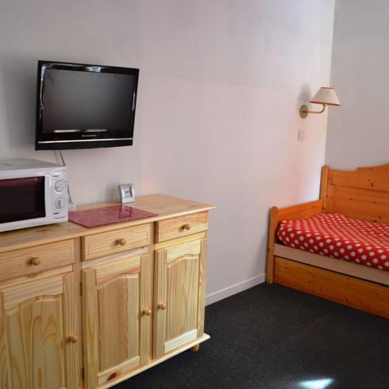 T2 six couchages, exposé sud, sur les pistes - Appartement 1 Chambre - 11