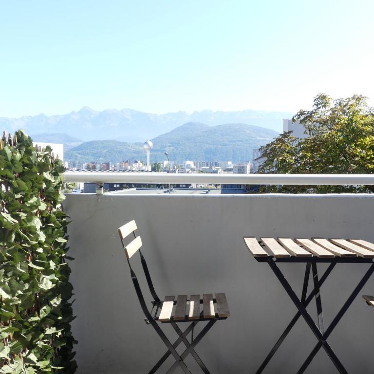 superbe duplex avec parking gratuit - Appartement 2 Chambres - 22