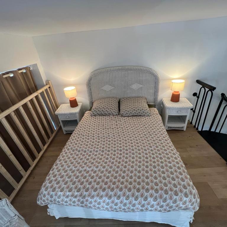 Appartement studio loft cosy centre st Etienne - Apartamento de 1 dormitorio - 11