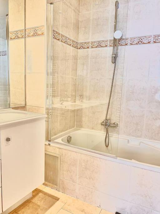 Appartement Cannes 6 chambres - 8B3 - Appartement - 25