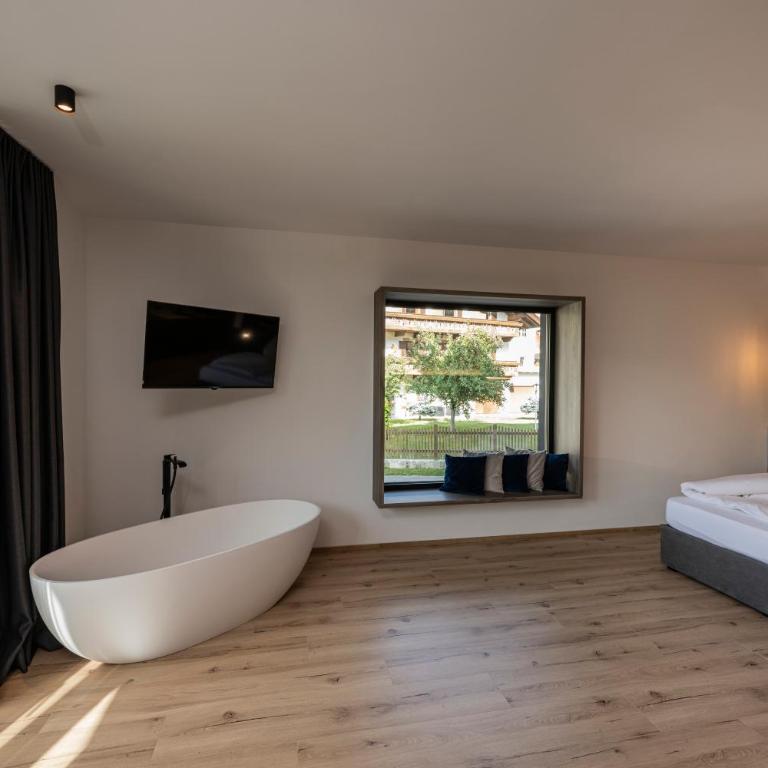 Montanaris Apartments - Deluxe Apartment - 5