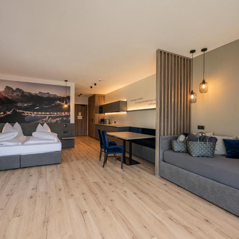 Montanaris Apartments - Deluxe Apartment - 2