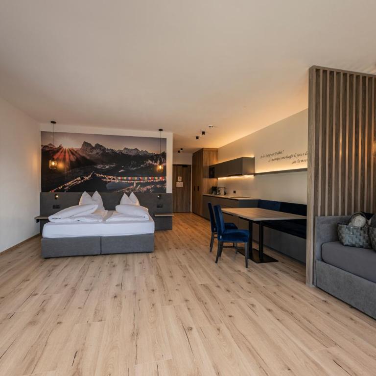 Montanaris Apartments - Deluxe Apartment - 9