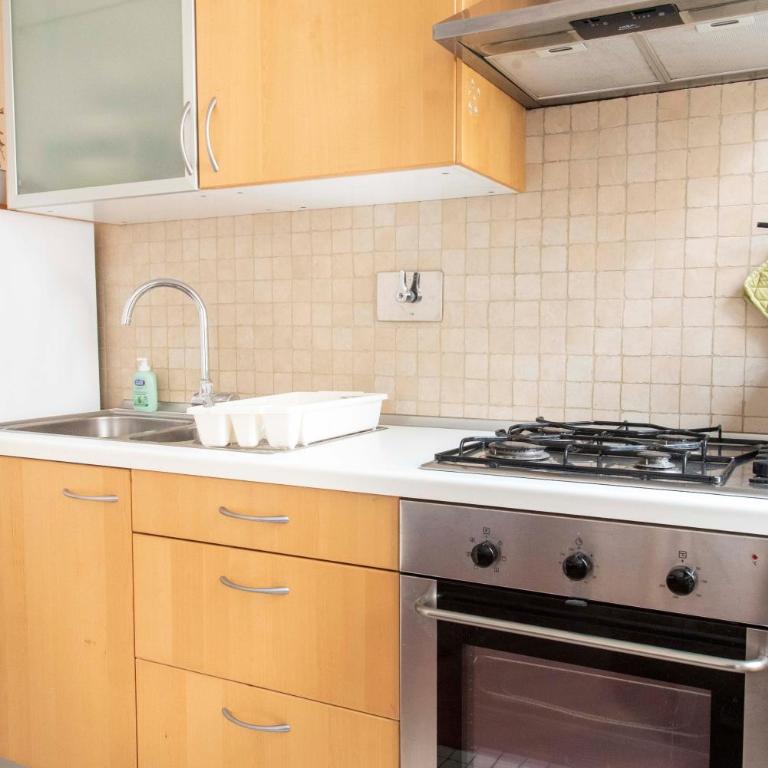 Here's a new Laura's place - close to San Pietro - Appartamento - 60