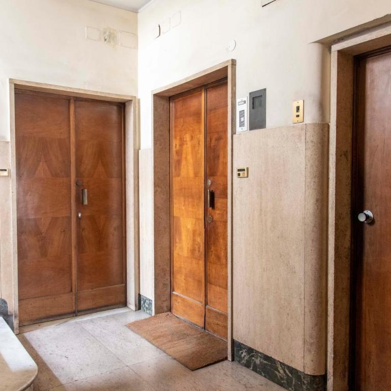 Here's a new Laura's place - close to San Pietro - Appartamento - 63