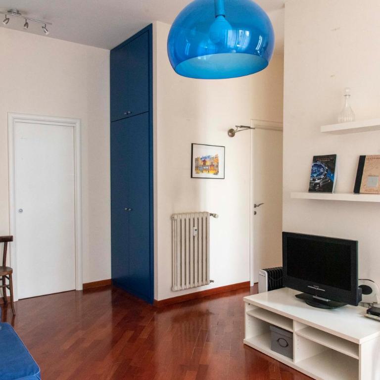 Here's a new Laura's place - close to San Pietro - Appartamento - 64
