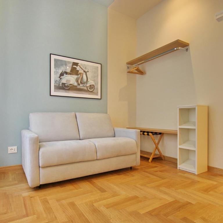 Dea Rome Suites - Camera Tripla con Bagno Privato - 5