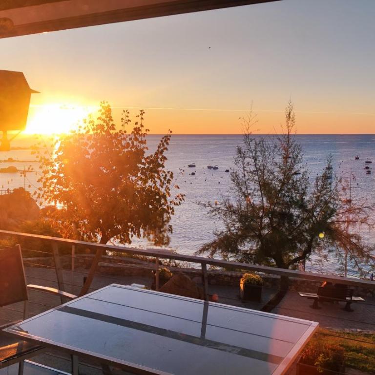 Apartamento frente al mar en la mejor ubicación de Calella - Apartamento de 1 dormitorio - 2