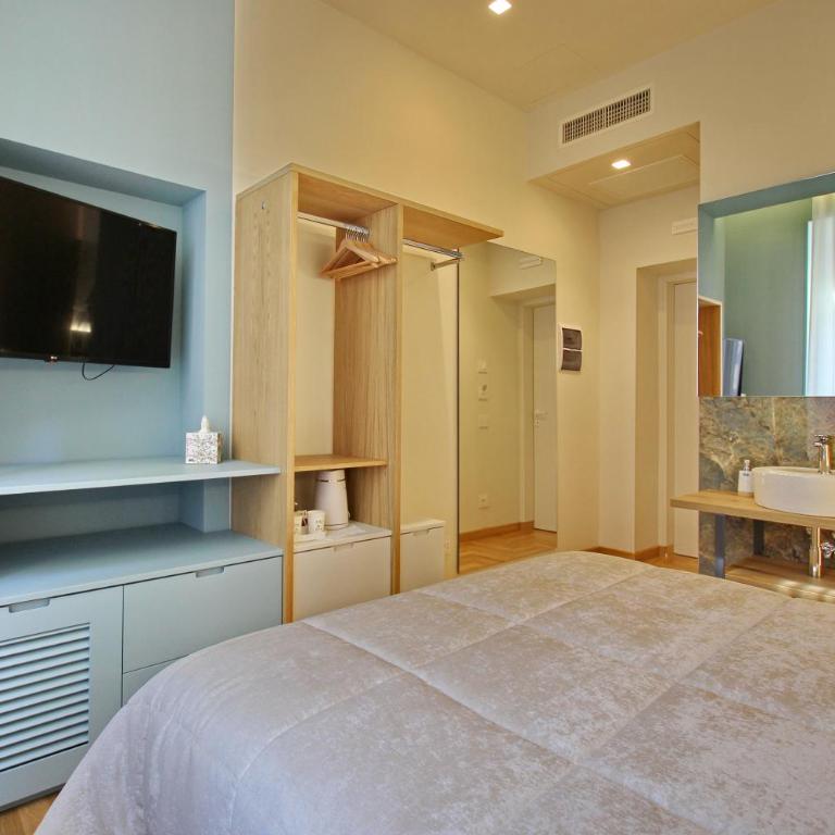 Dea Rome Suites - Camera Matrimoniale con Bagno Privato - 7