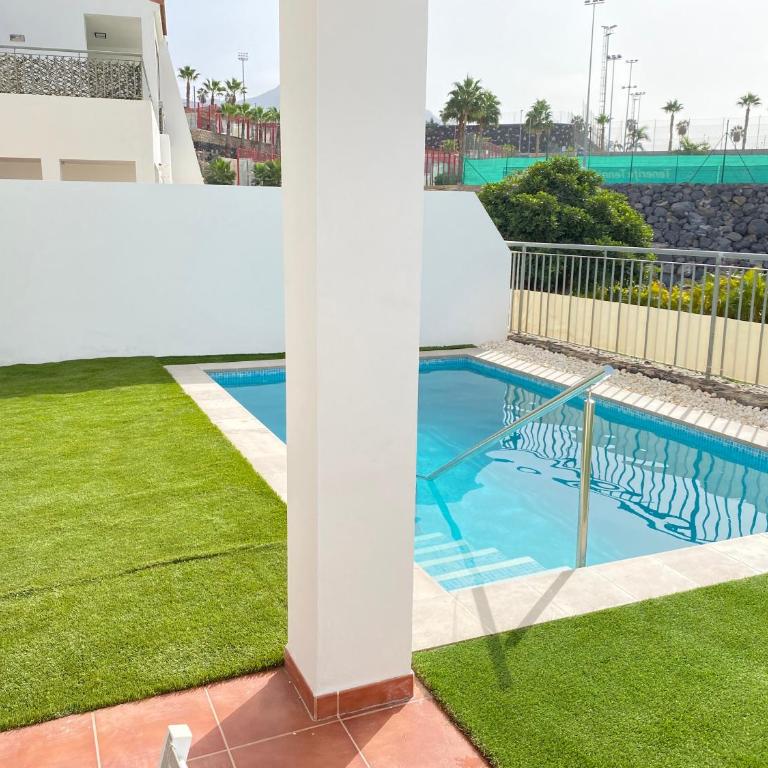 OH LA LIFE! MAGNOLIA GOLF SUSANA - Apartamento con vistas a la piscina - 2