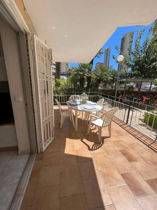 2ª línea playa · Terraza enorme · Piscina y garaje - Apartamento - 9