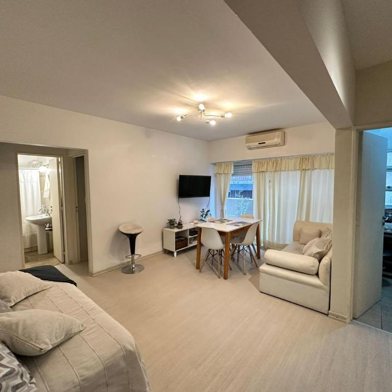Depto a metros de Av 9 de Julio - Apartamento de 1 dormitorio - 1