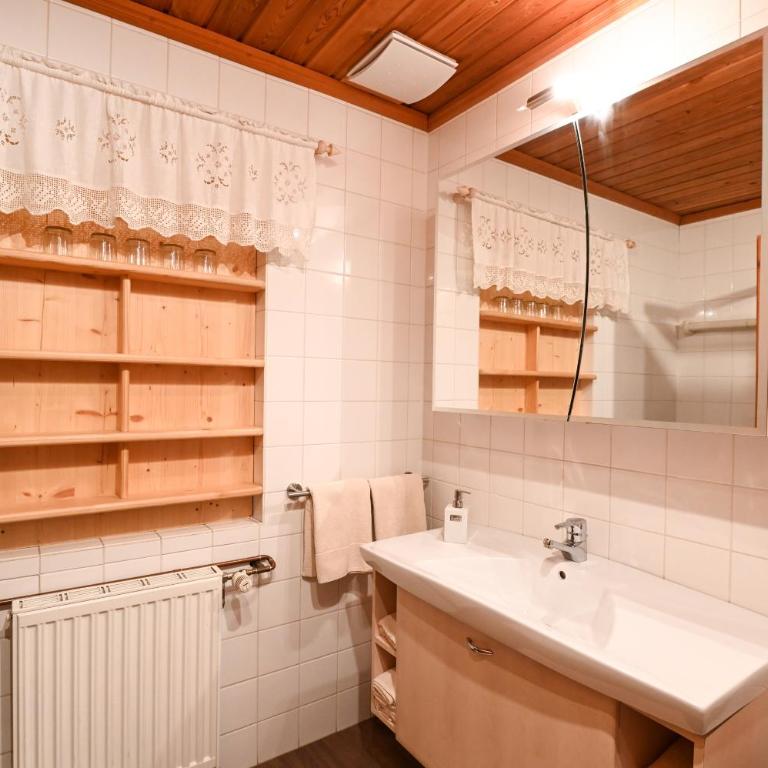 Auerhof - Apartment mit 2 Schlafzimmern und Balkon - 8
