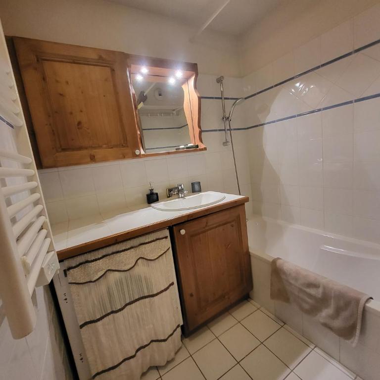 Ecrins A4, 1 bedroom apartment with bunk room, central Samoëns - Apartamento de 2 dormitorios - 15