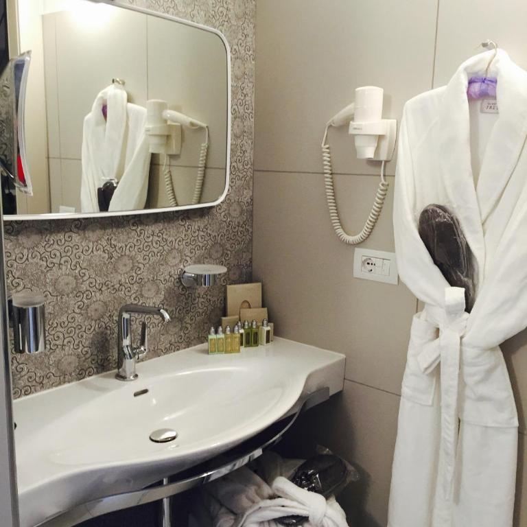 Uve Rooms & Wine Bar - Suite - 13