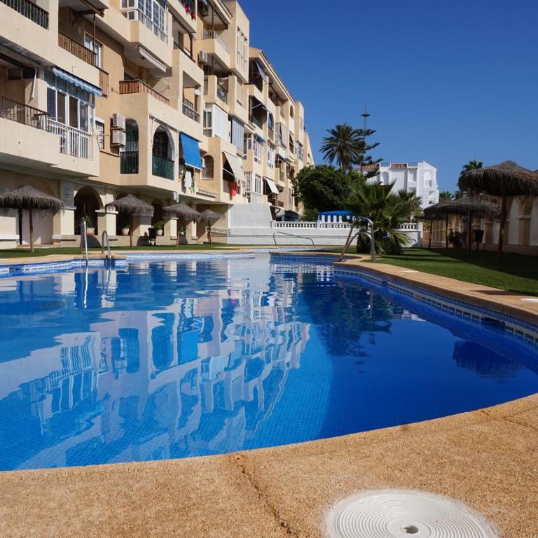 Vintage - Los Hibiscus Penthouse - One-Bedroom Apartment - 15
