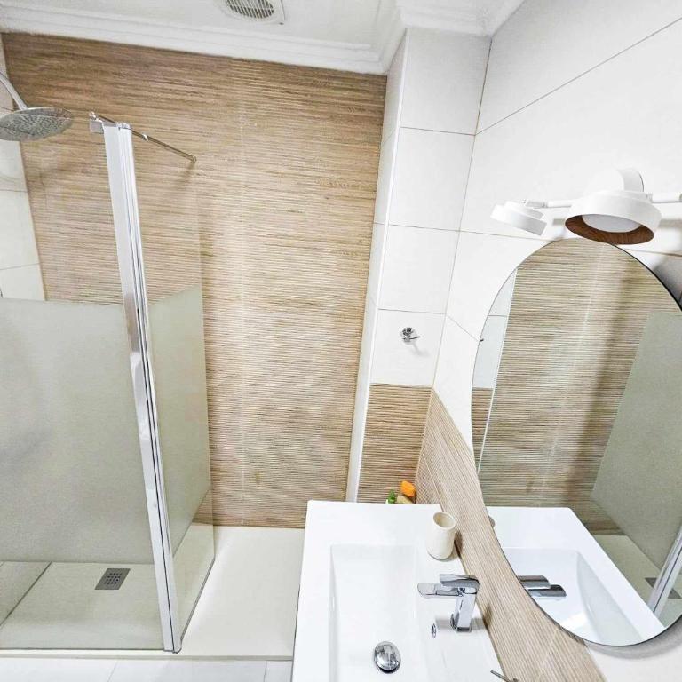 Casa Dorsya - near the beach, Torrevieja, Spain - Two-Bedroom Apartment - 25