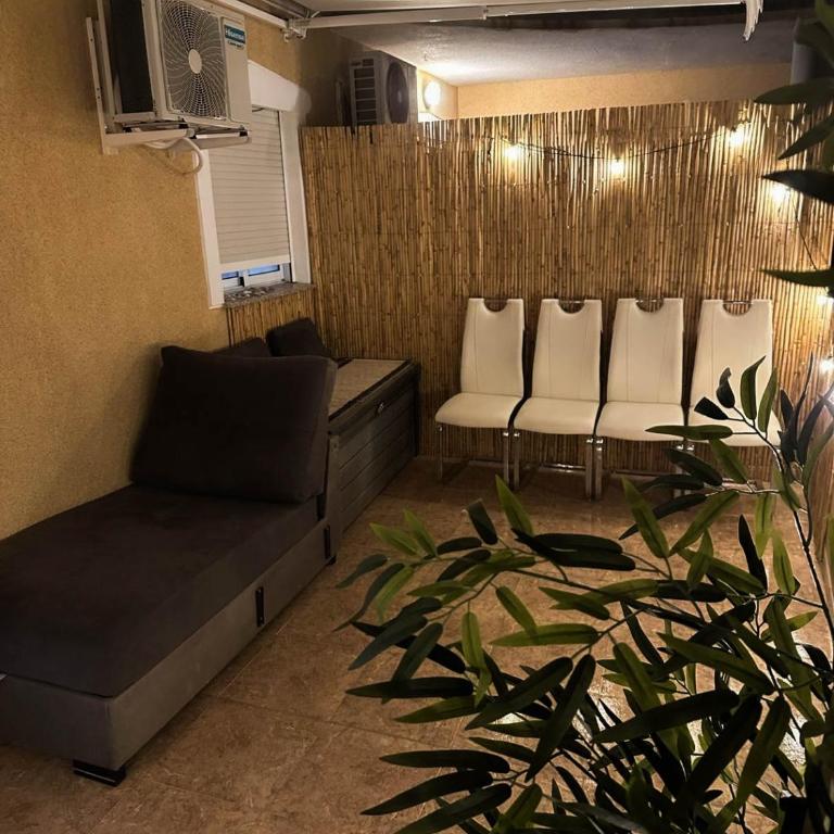 Casa Dorsya - near the beach, Torrevieja, Spain - Two-Bedroom Apartment - 22