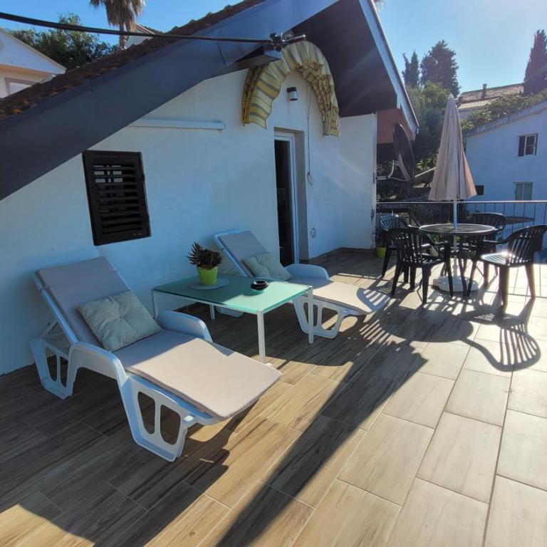 Apartment Old Olive - Two-Bedroom Apartment - 7