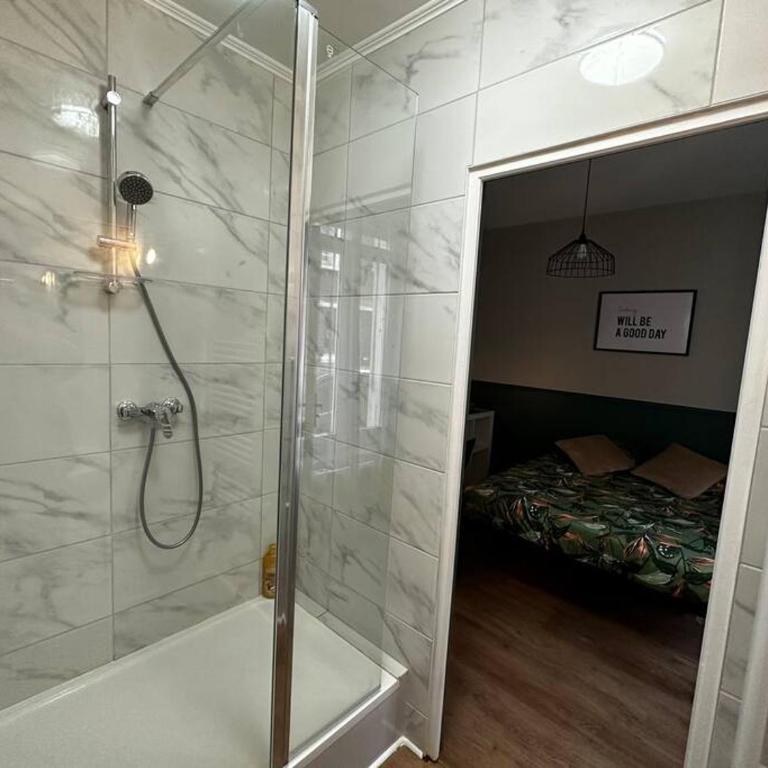 L'Écrin Vert - rez de chaussé - idéalement situé - terrasse - Appartement 1 Chambre - 18