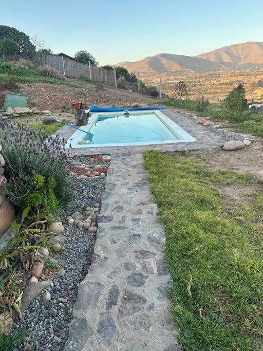 Cabaña, quincho, piscina y hermosas estrellas La Serena Algarrobito - Two-Bedroom House - 19