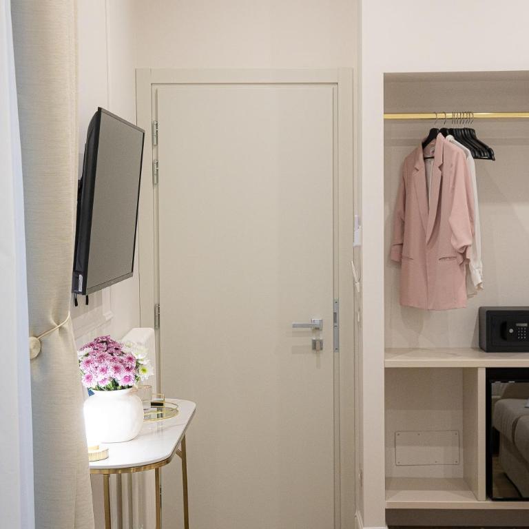La Dolce Vita Boutique Guest House - Junior Suite - 23