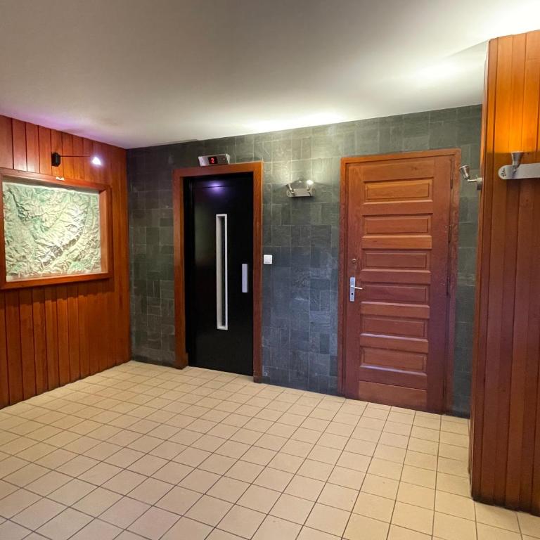 Résidence Bois du Bouchet, appartement vue montagne, calme, parking gratuit, proche centre - Appartement 1 Chambre - 27