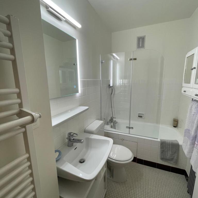 Résidence Bois du Bouchet, appartement vue montagne, calme, parking gratuit, proche centre - Appartement 1 Chambre - 9