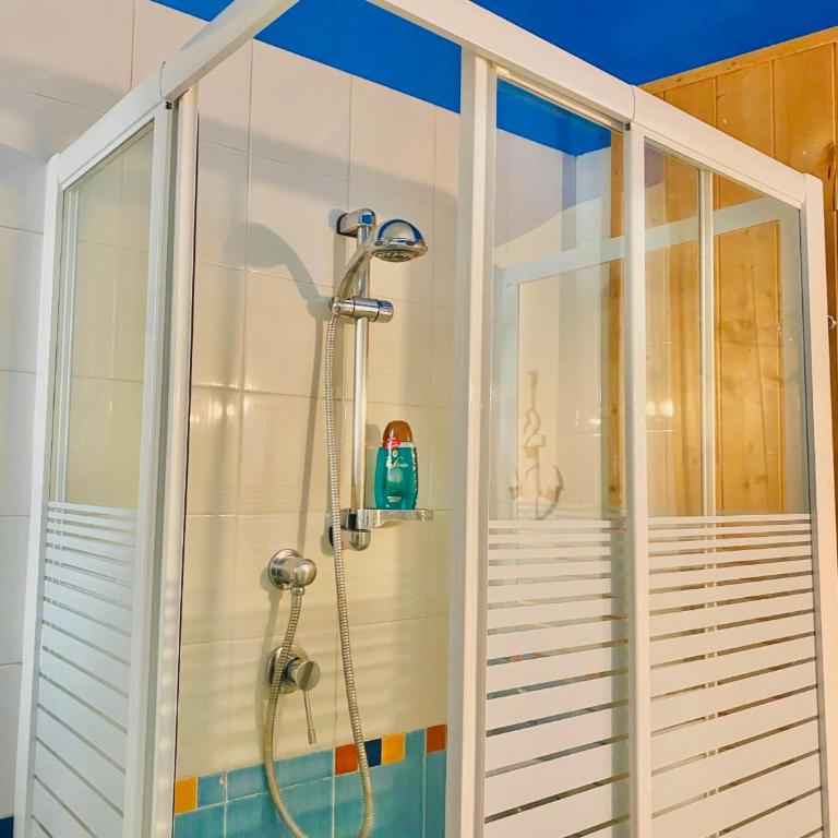 RealPartenope B&B 284 - Double Room with Private Bathroom - 13