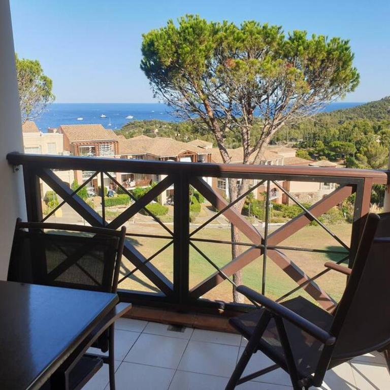 Nid d'Azur à Cap Esterel - Côte d'Azur - VUE MER - Climatisé - Piscines - Appartement 1 Chambre - 17