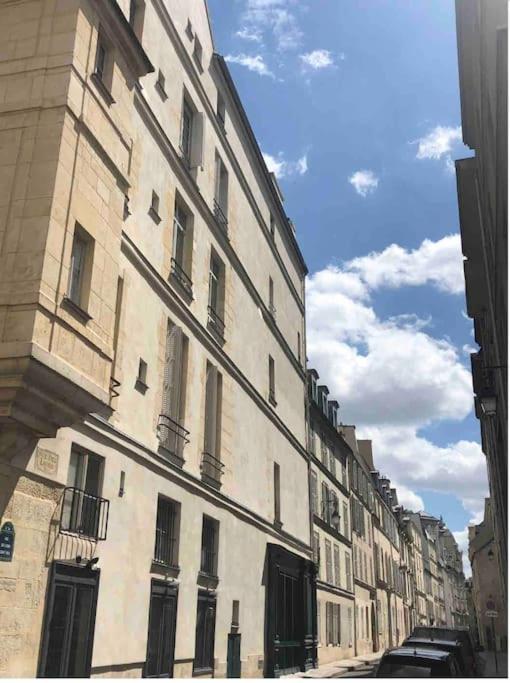 Chez Gustave: CLIM Calm,Saint Paul Marais, 2Guests - One-Bedroom Apartment - 12