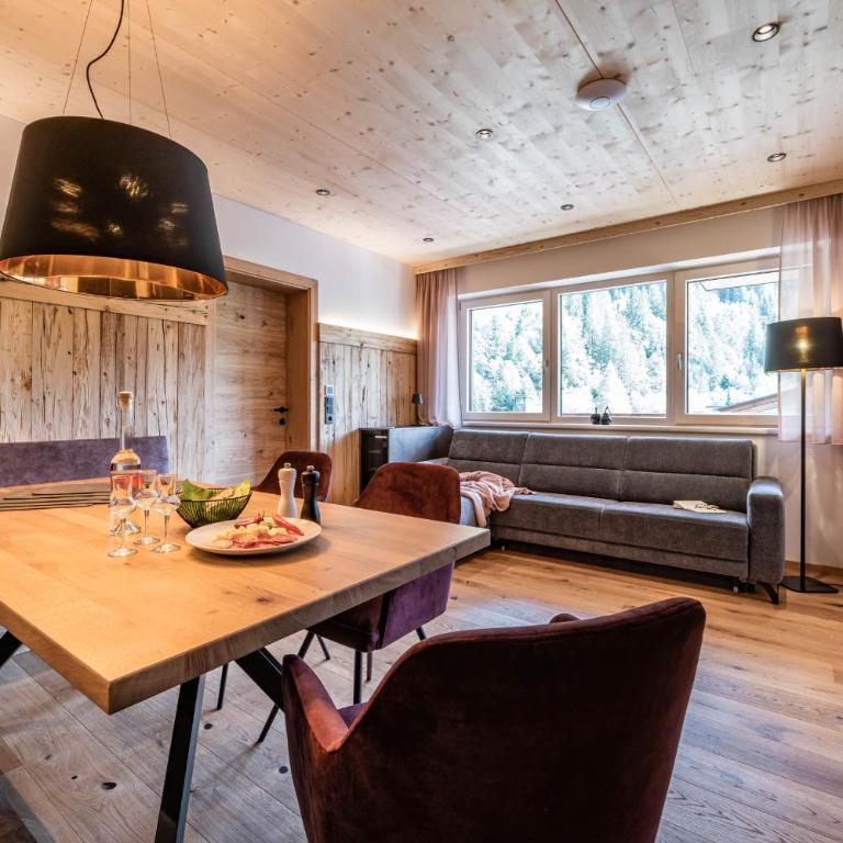 Schönblick Appartements - Superior Apartment with Sauna - 8