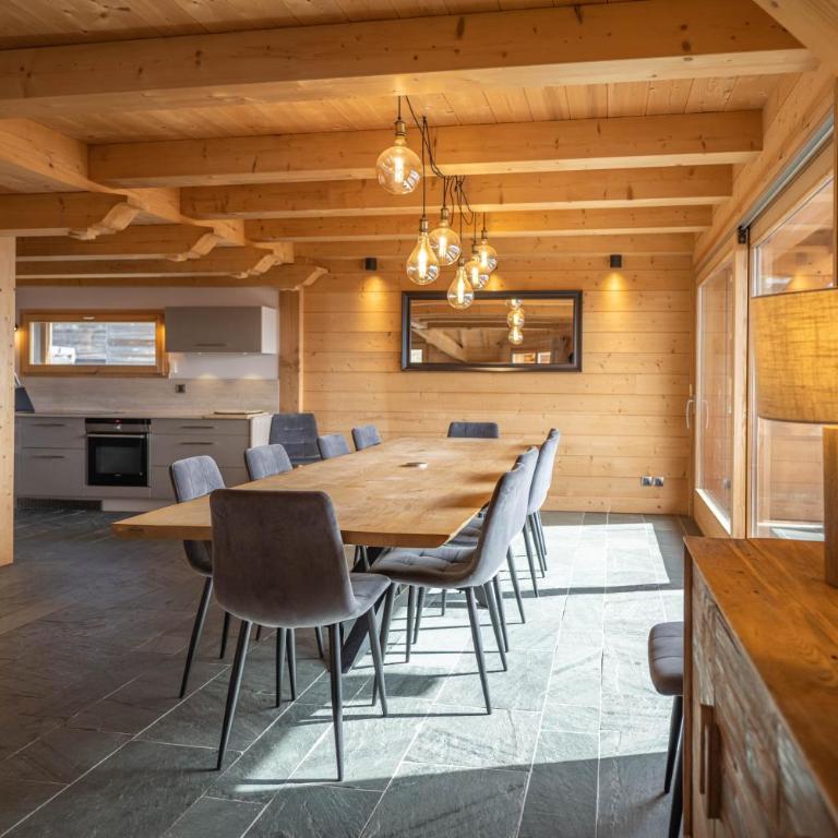 Alpe d'Huez Houses - Chalet Gustave - Beau chalet 4 chambres 50m piste Huez Express - Chalet Supérieur - 24