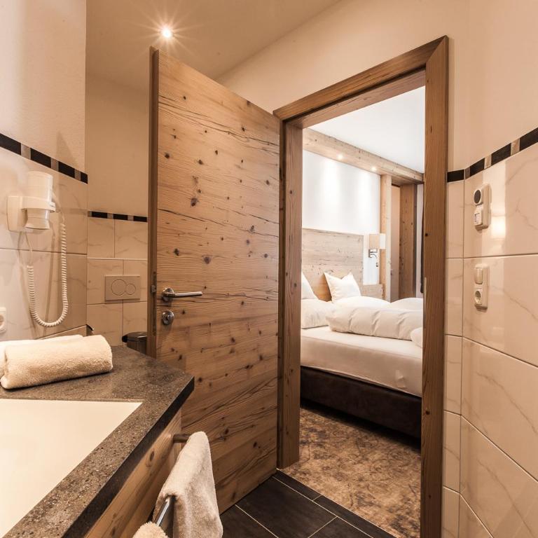 Schönblick Appartements - Deluxe Apartment - 8