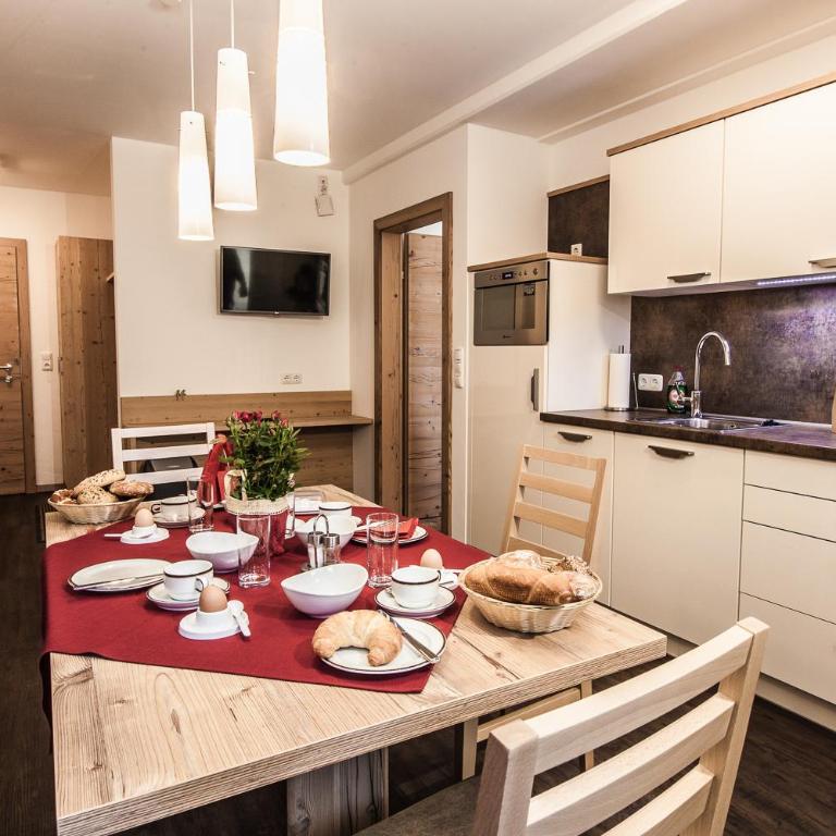 Schönblick Appartements - Deluxe Apartment - 9