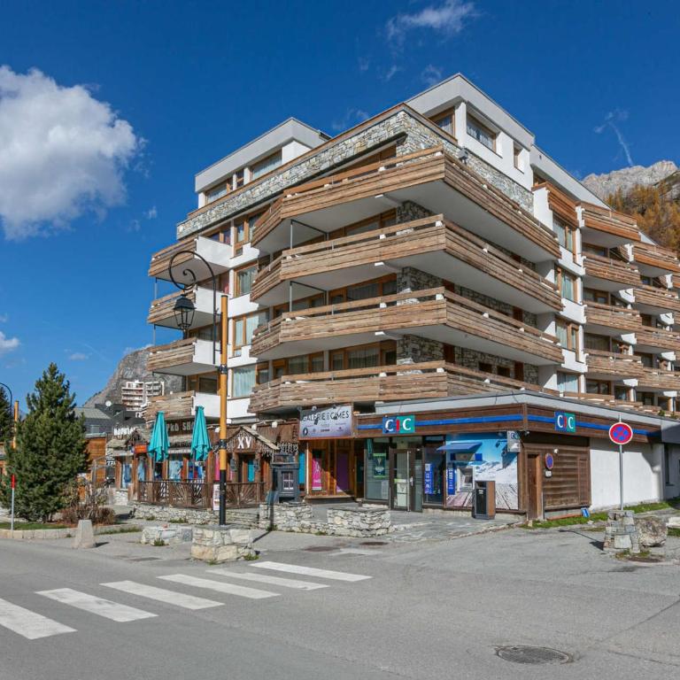 Appartement rénové de 47m² avec wifi en centre station - FR-1-694-303 - Appartement - 6