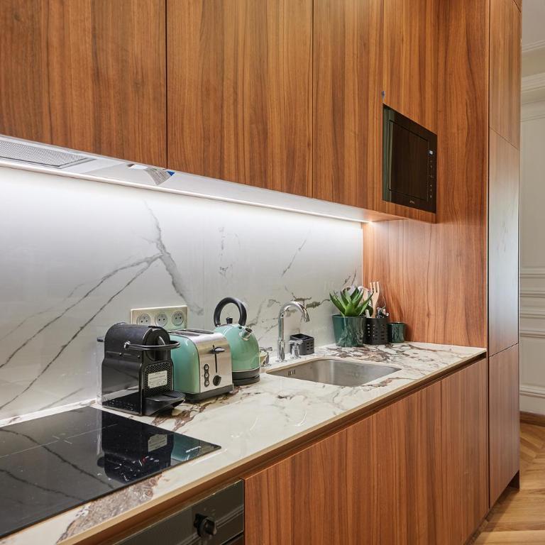 Résidence Center of Paris by Studio prestige - Chambre Familiale Deluxe - 12