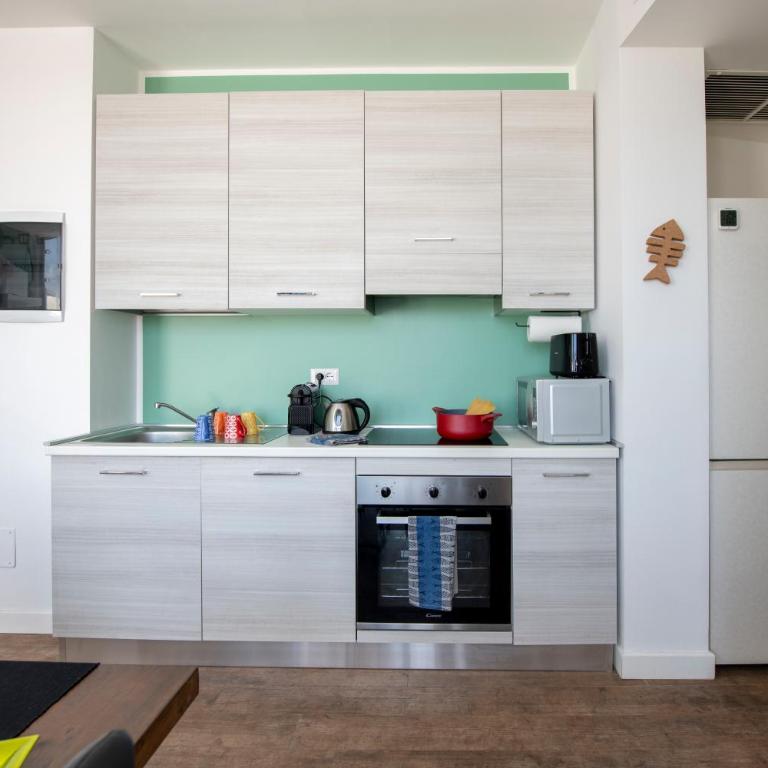 Attico 36 e 49 con terrazza vista mare e parcheggio grande - One-Bedroom Apartment with Sea View and Terrace - 17