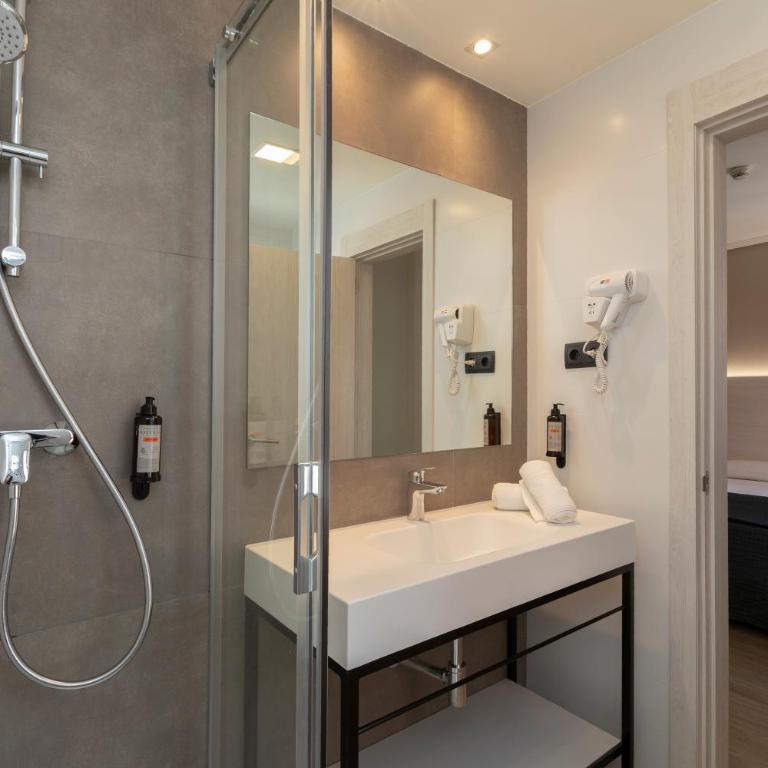 Porcel Ganivet - Double or Twin Room - 5